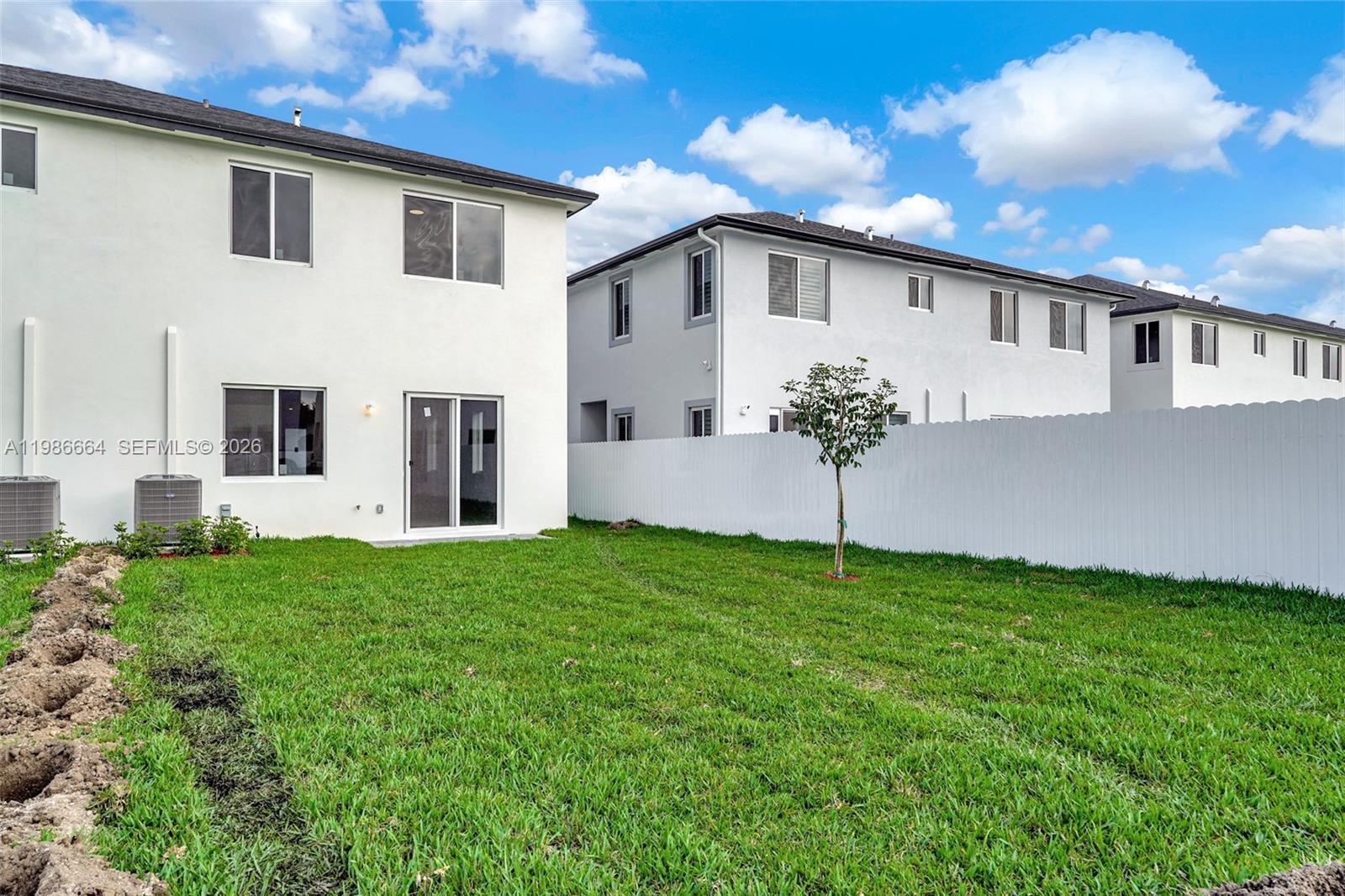 CHLOE ESTATES - Residential