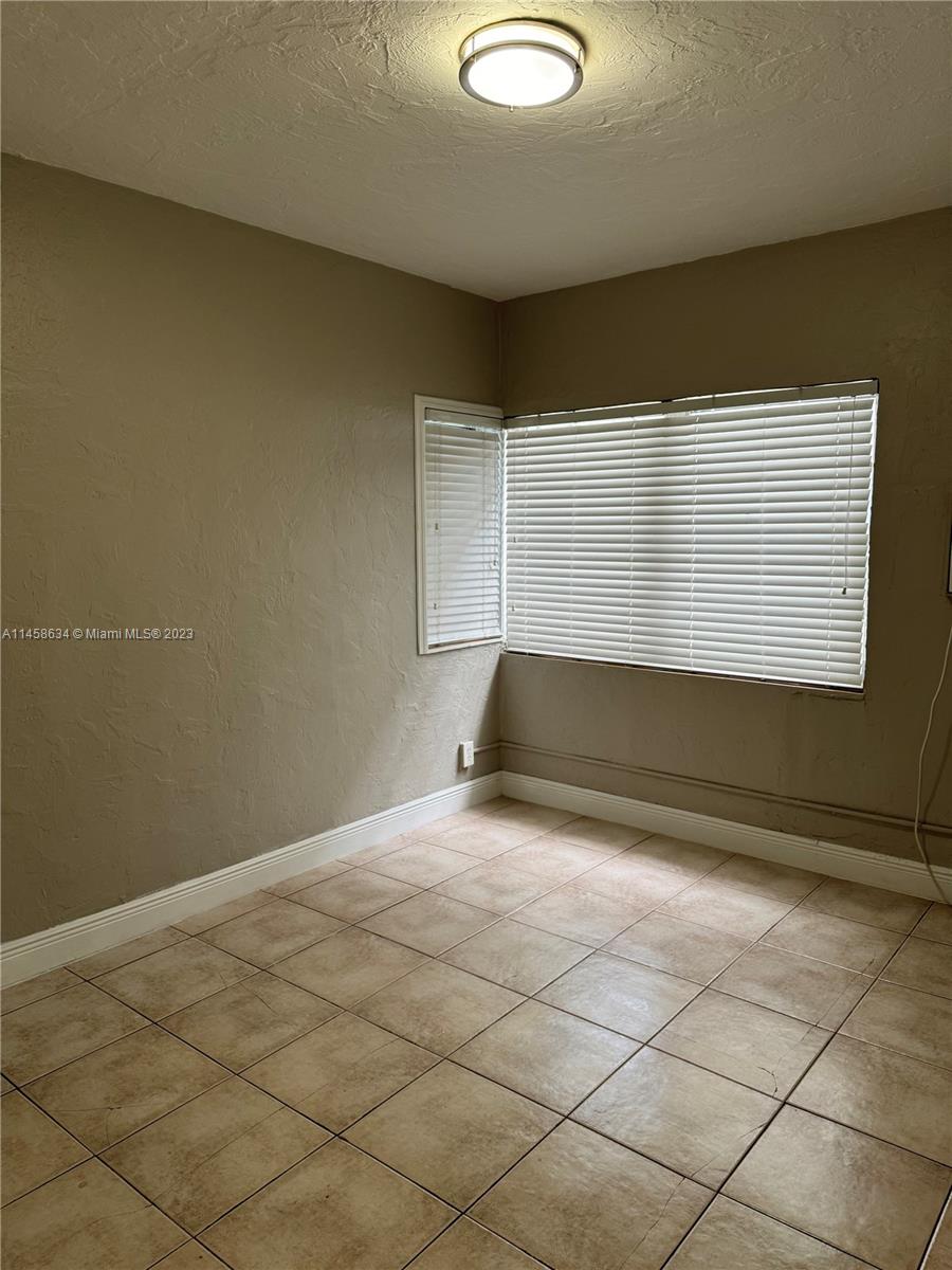 ALTOS DEL MAR NO 3 - Residential Lease