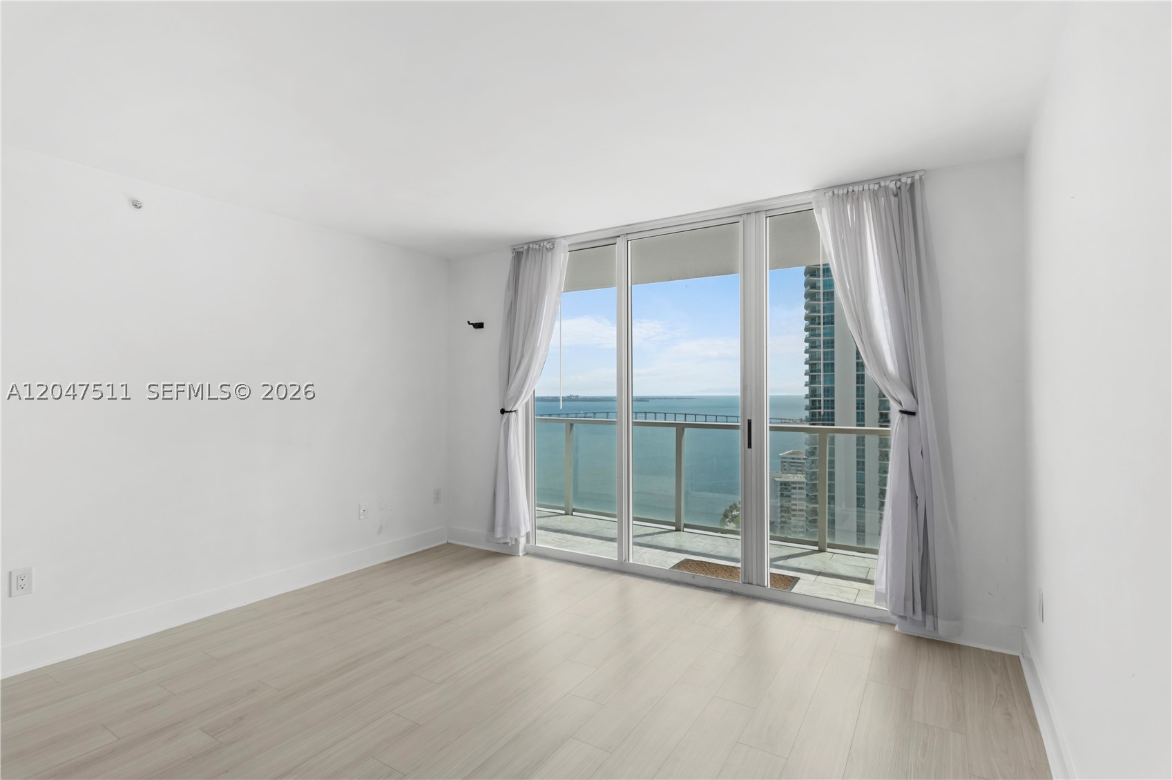 1155 Brickell Bay Dr 3105