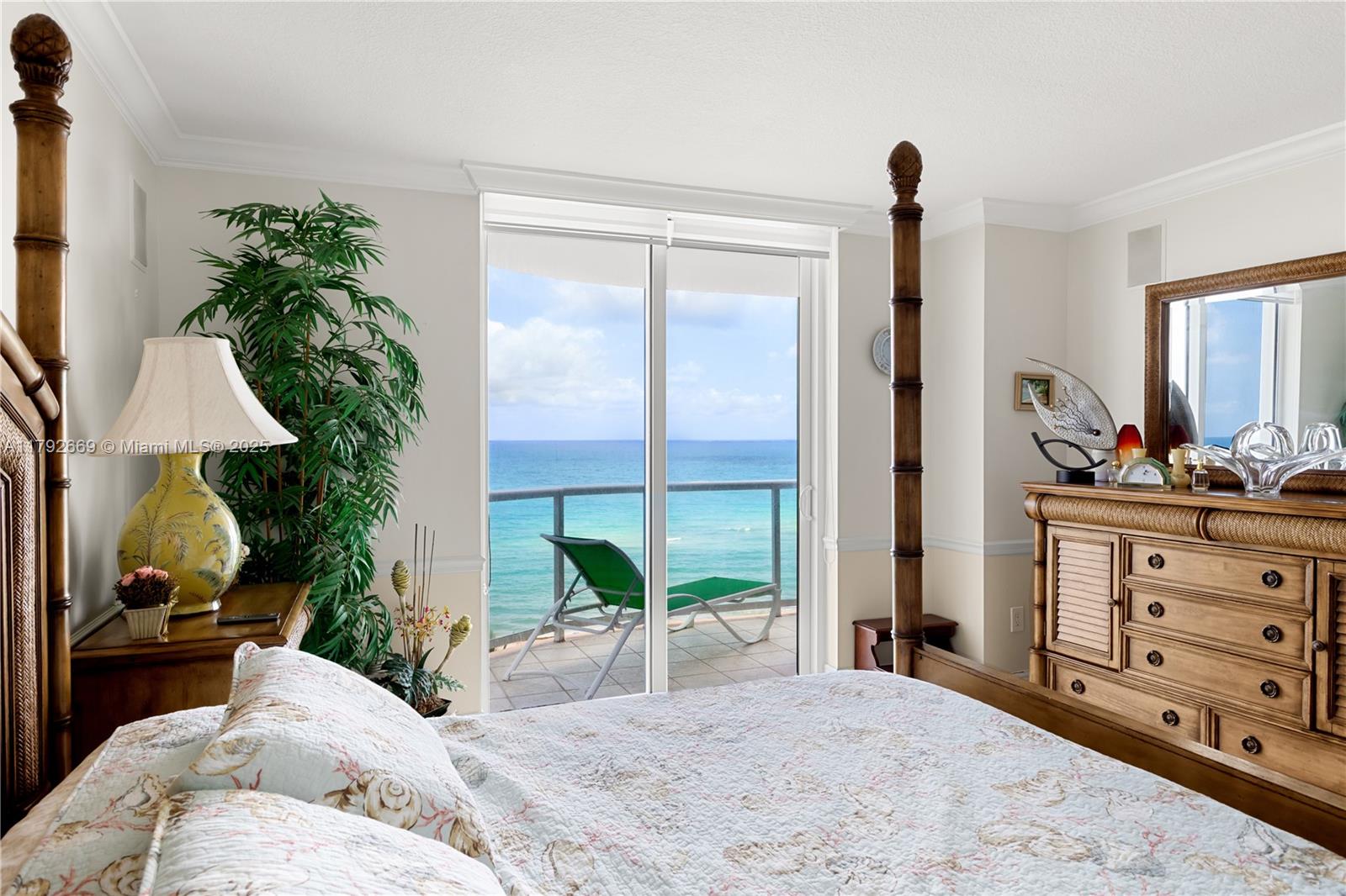 OCEAN 88 CONDOMINIUM - Residential