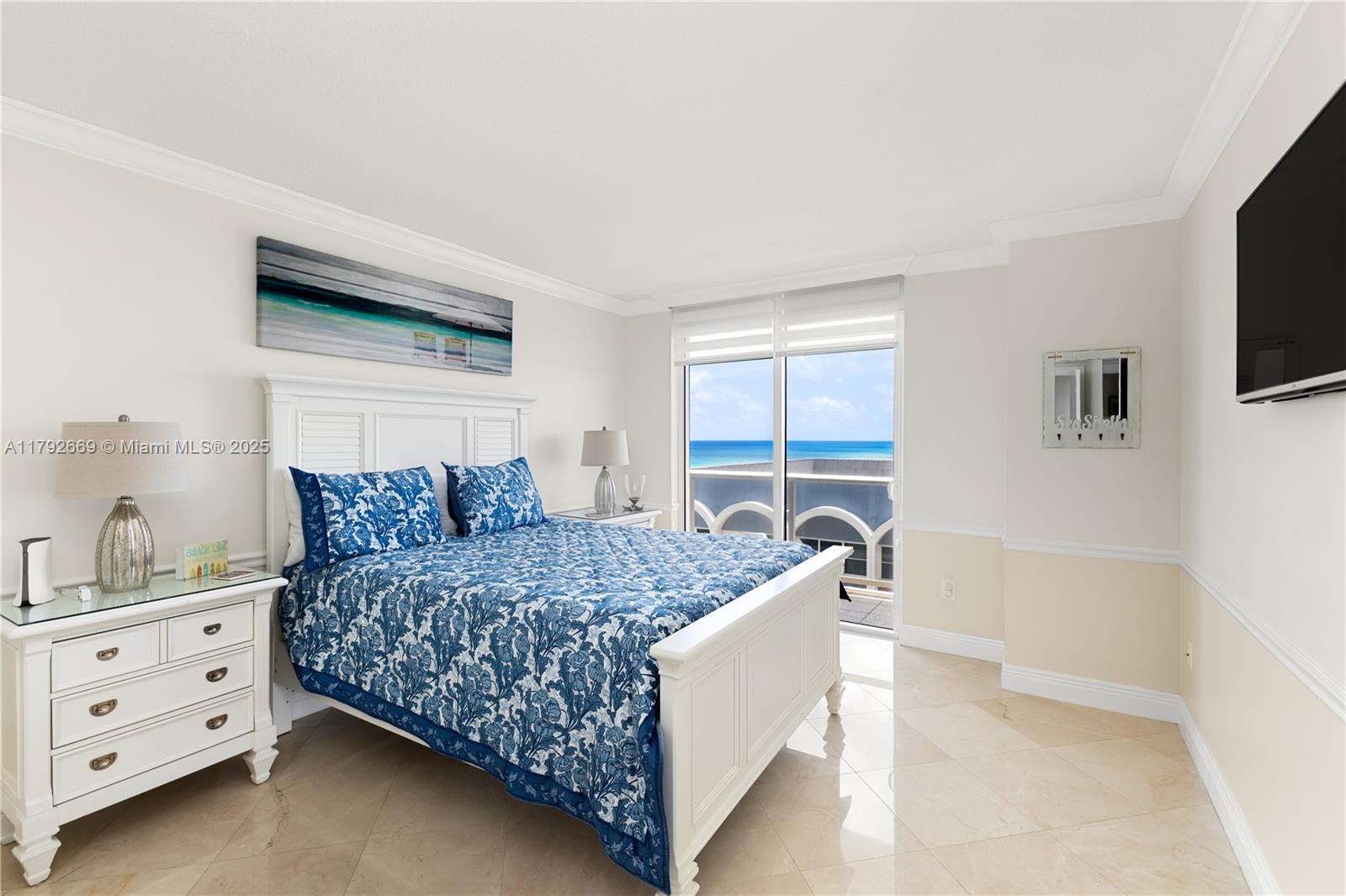 OCEAN 88 CONDOMINIUM - Residential