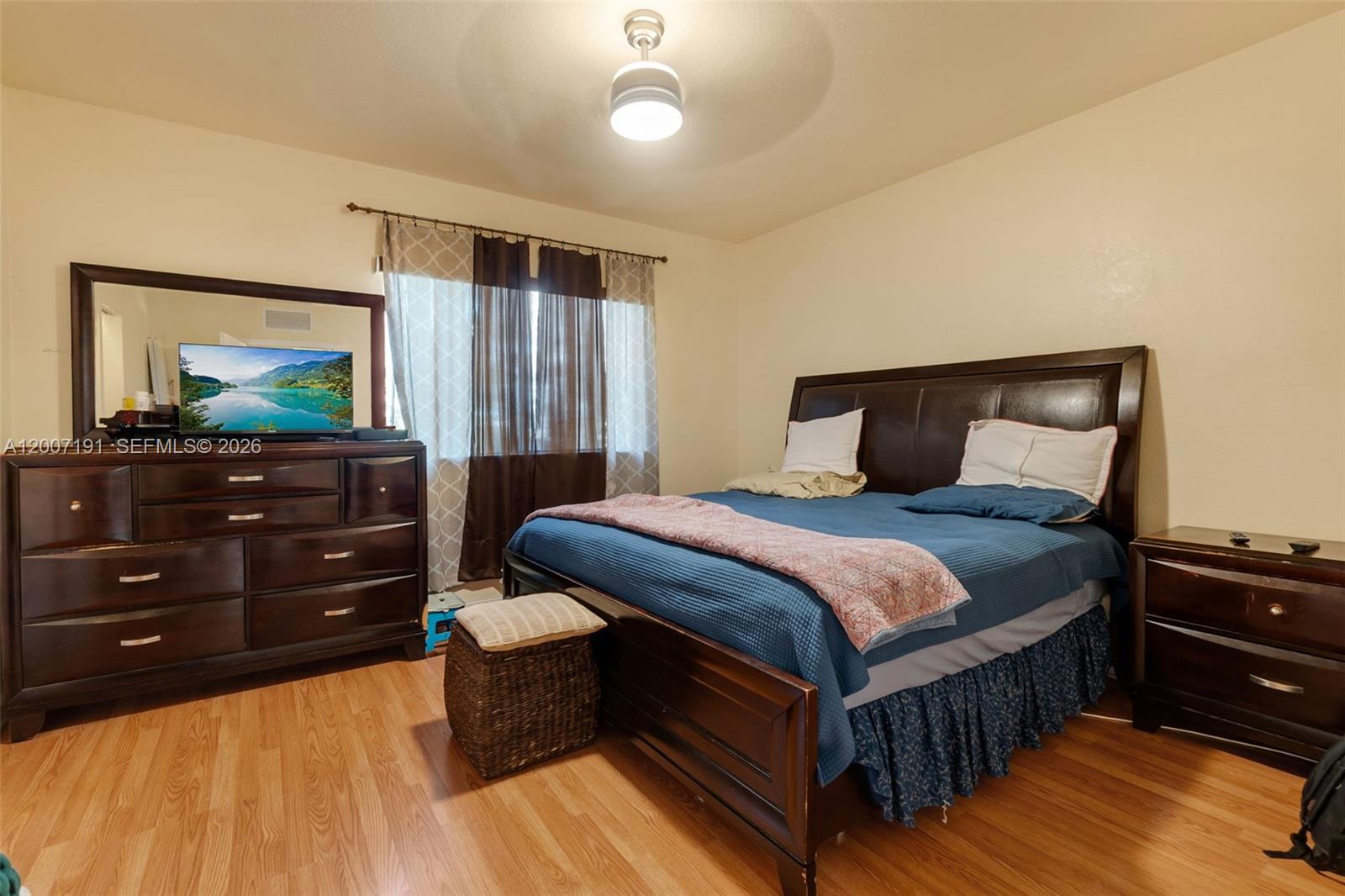 SANTA BARBARA - Residential