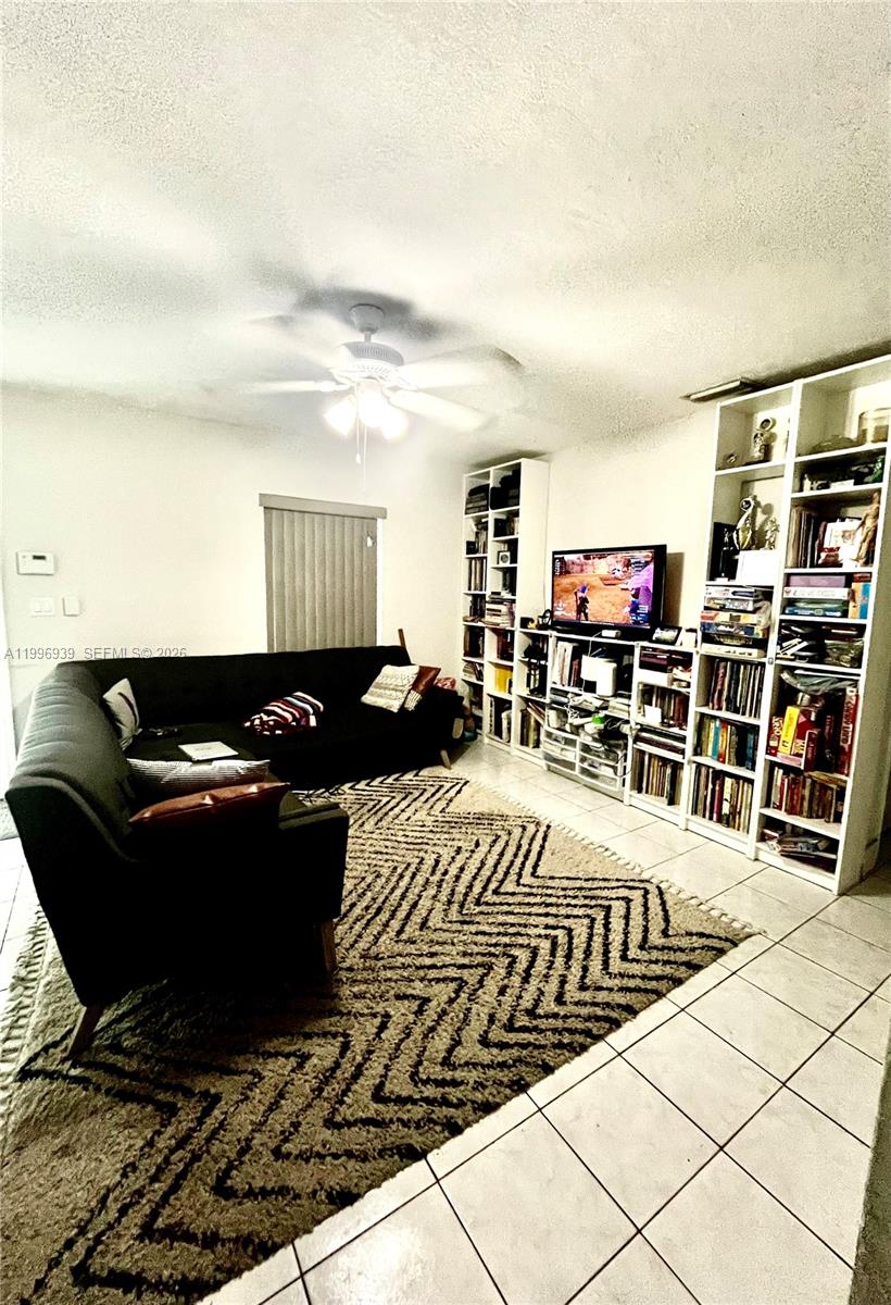 BISCAYNE RIVER GARDENS - Residential