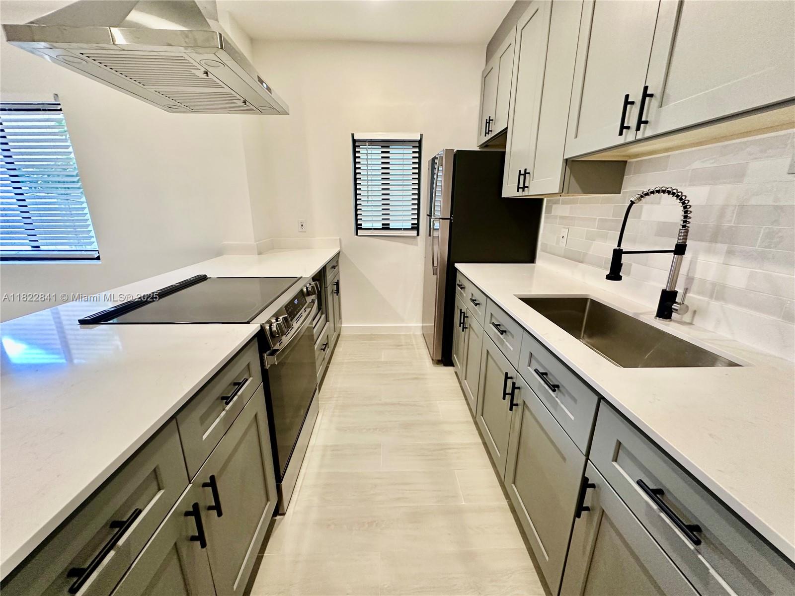 Rental Property at 221 Sw 11th Ave 4, Miami, Broward County, Florida - Bedrooms: 2 
Bathrooms: 1  - $2,350 MO.