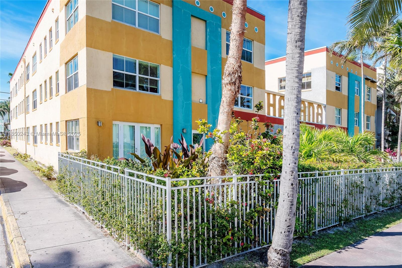 1308 Drexel Ave 309
