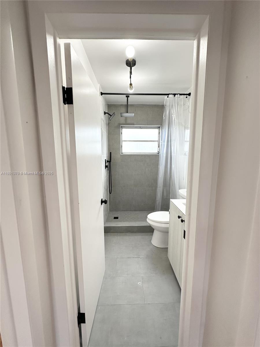 SEVENTEENTH GREEN CONDO - Residential Lease