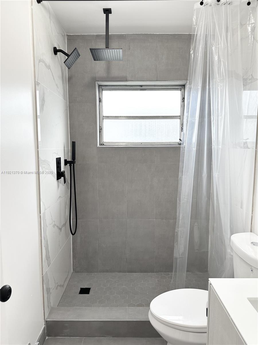 SEVENTEENTH GREEN CONDO - Residential Lease