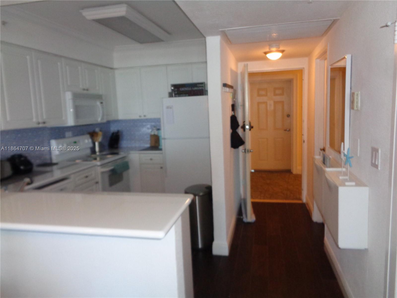 WAVE CONDO - Residential Lease