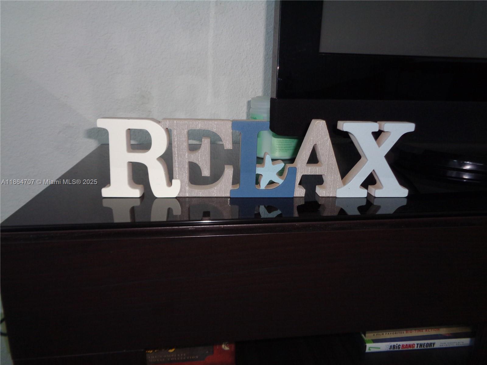 WAVE CONDO - Residential Lease