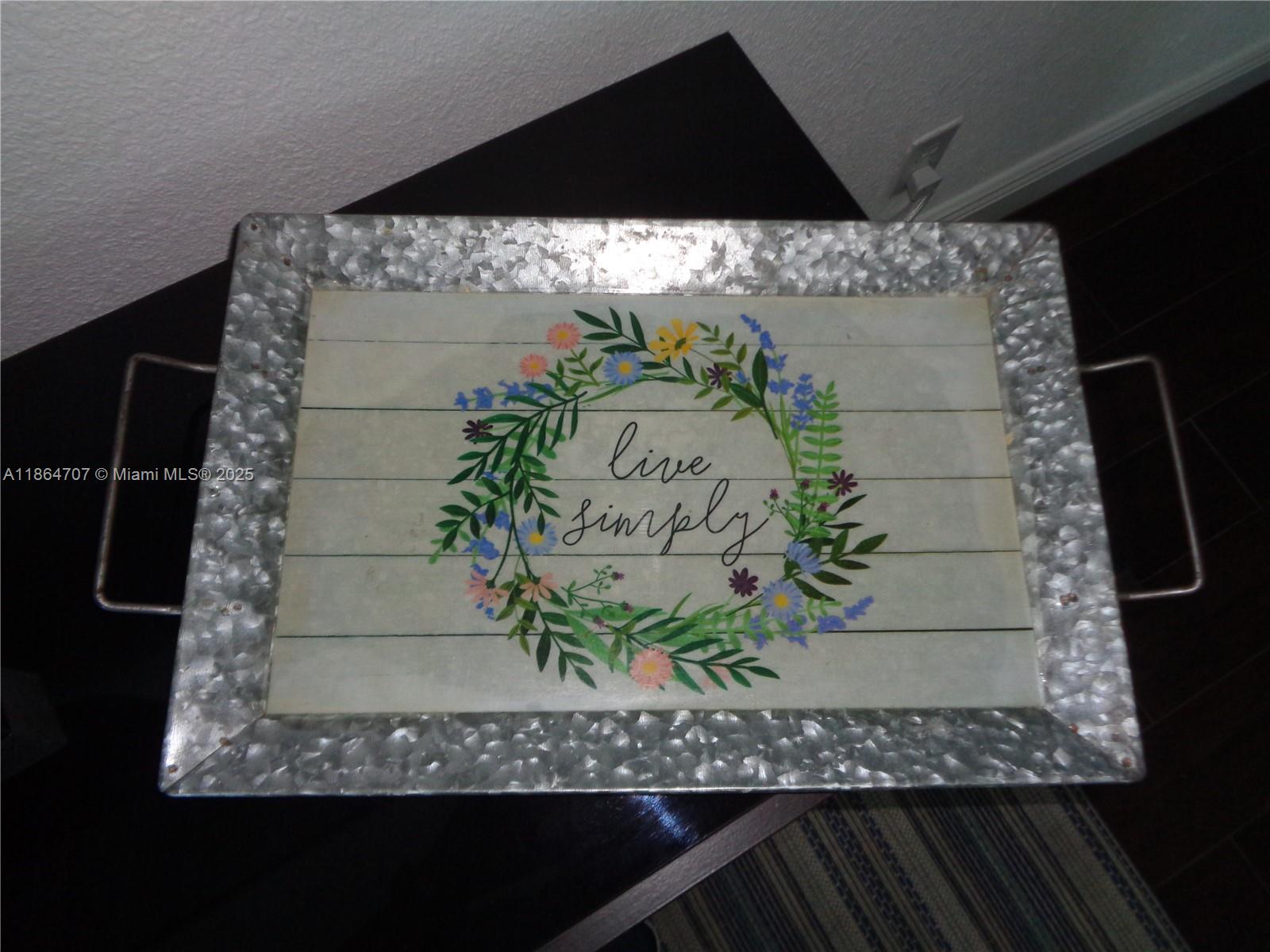 WAVE CONDO - Residential Lease