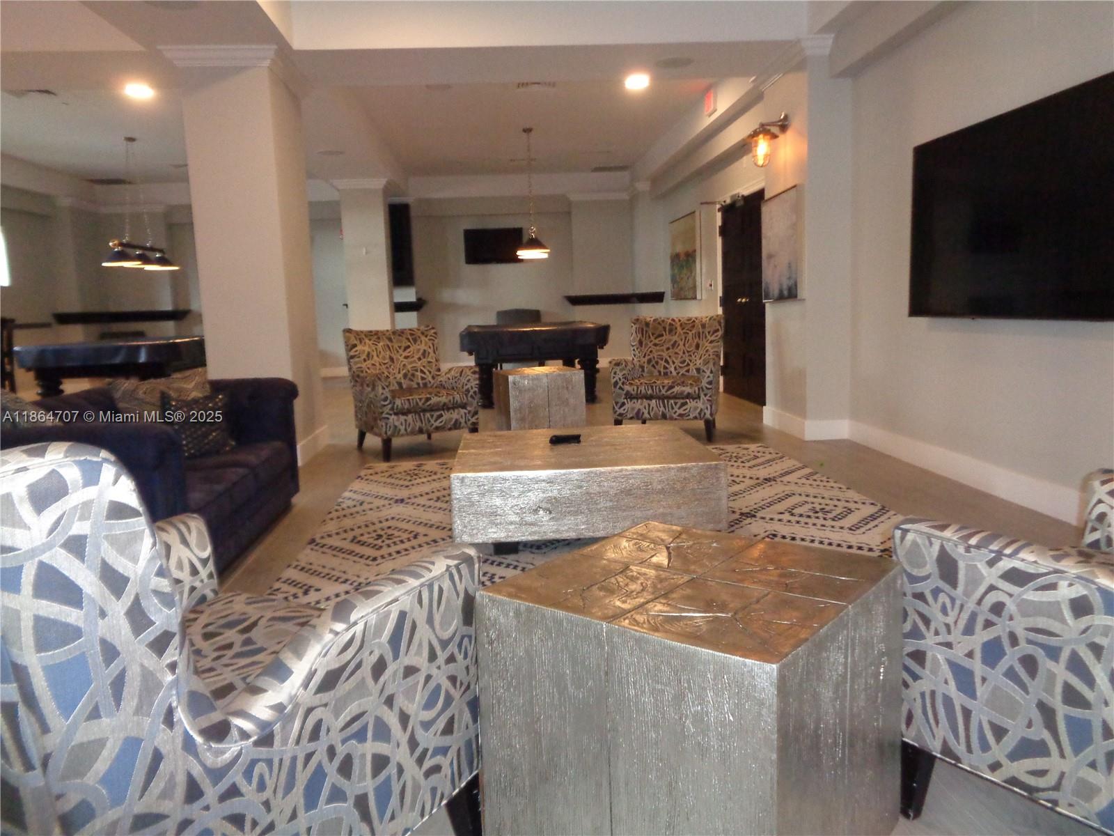 WAVE CONDO - Residential Lease