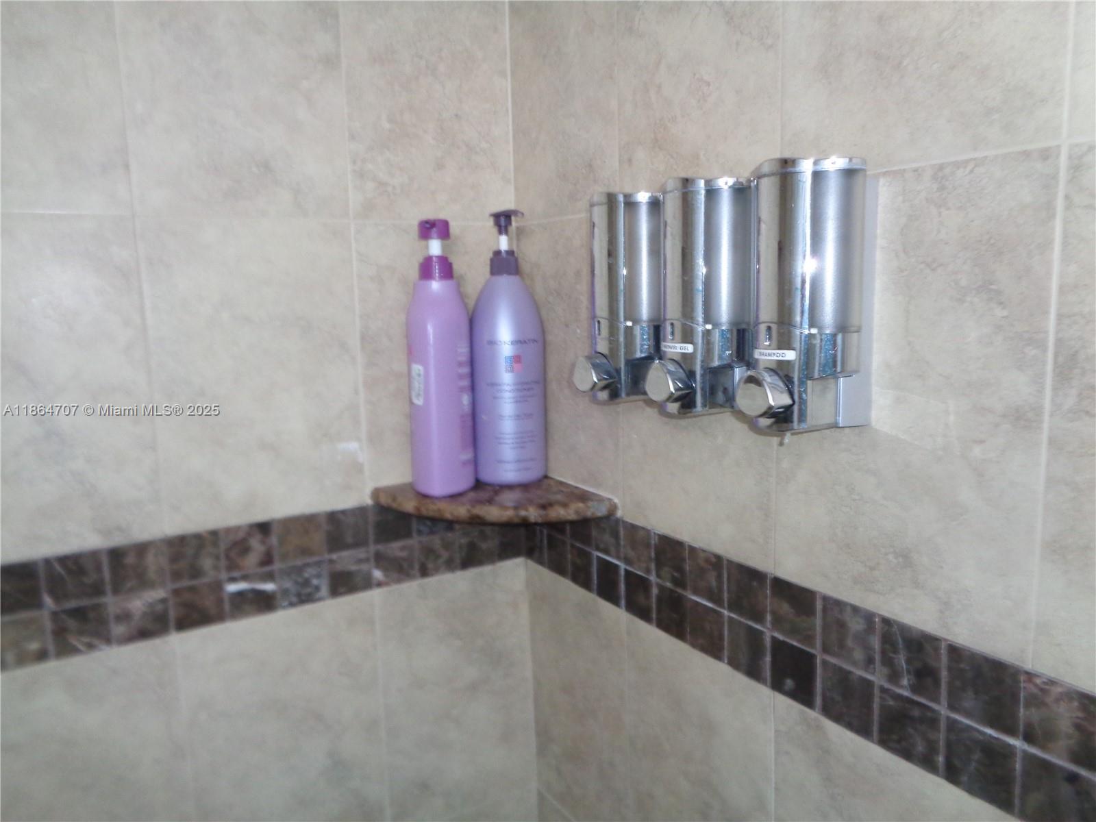 WAVE CONDO - Residential Lease