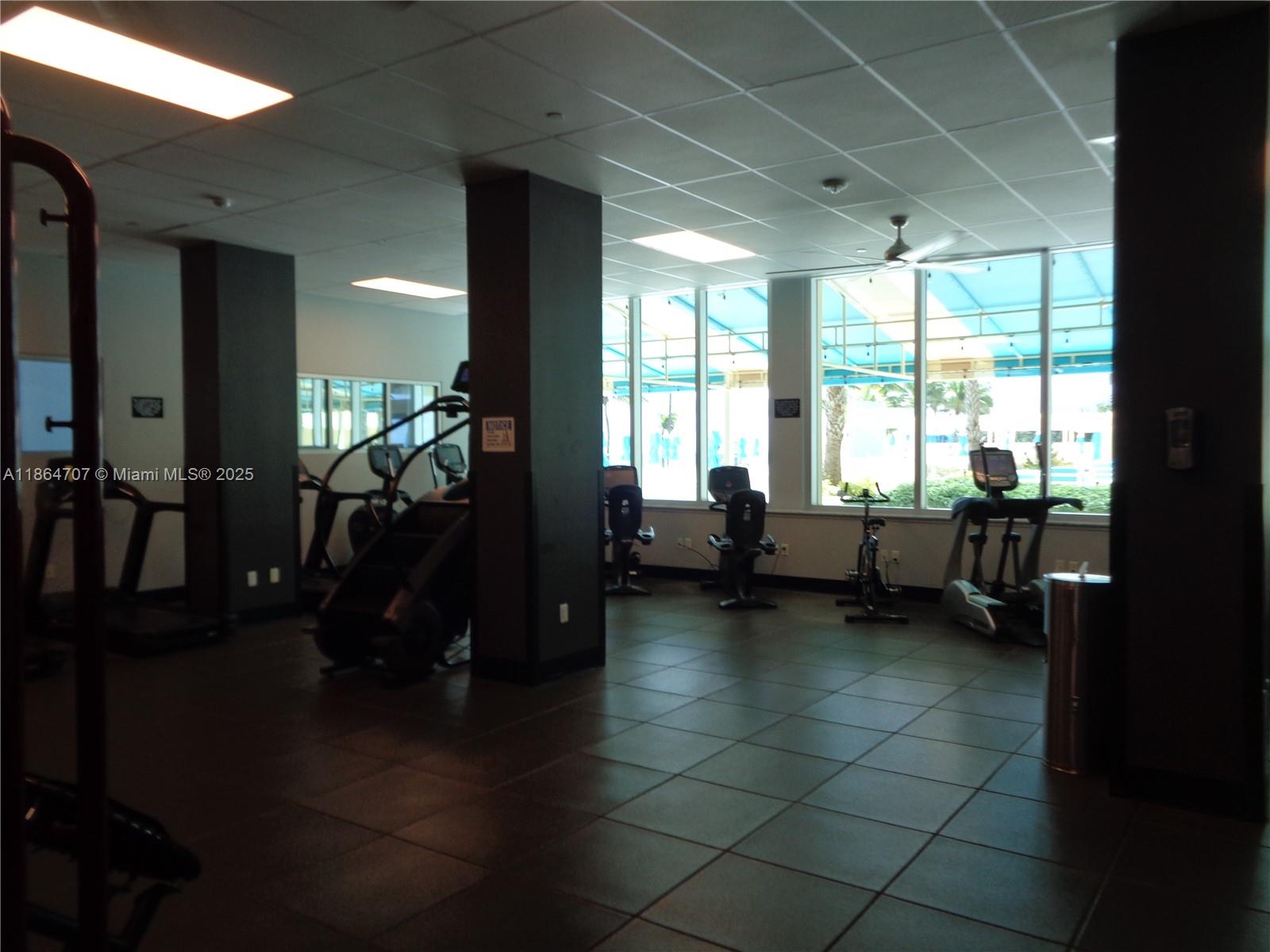 WAVE CONDO - Residential Lease