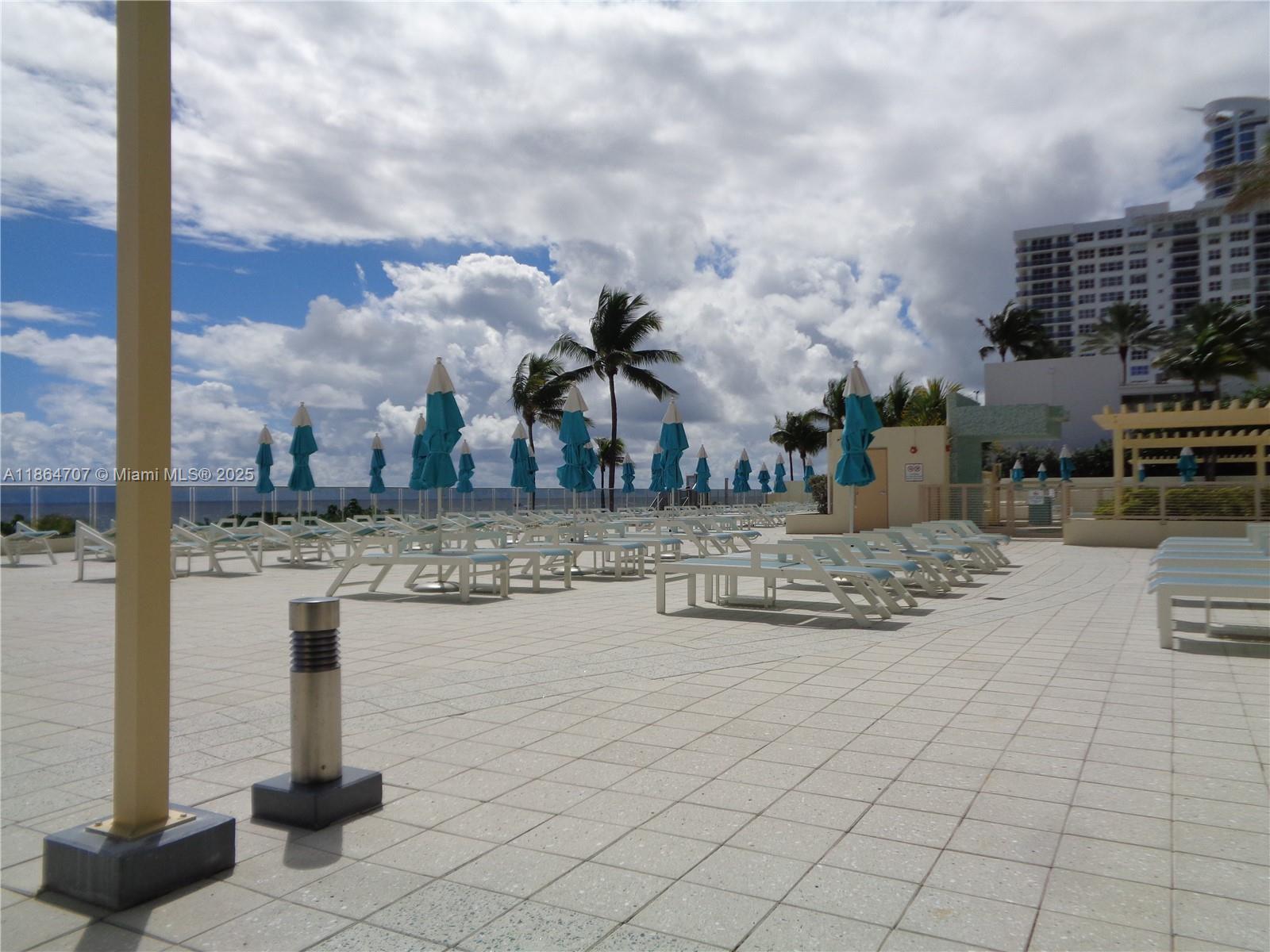 WAVE CONDO - Residential Lease