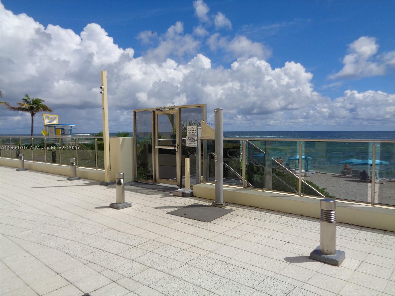 WAVE CONDO - Residential Lease