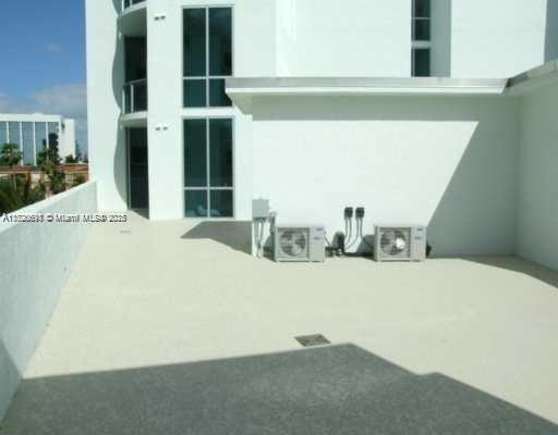 UPTOWN MARINA LOFTS CONDO - Residential