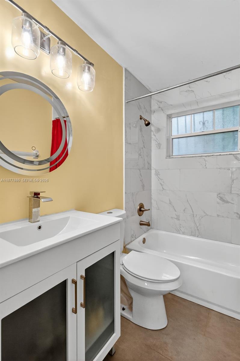 LESLIE PATIO HOMES SEC 3 - Residential