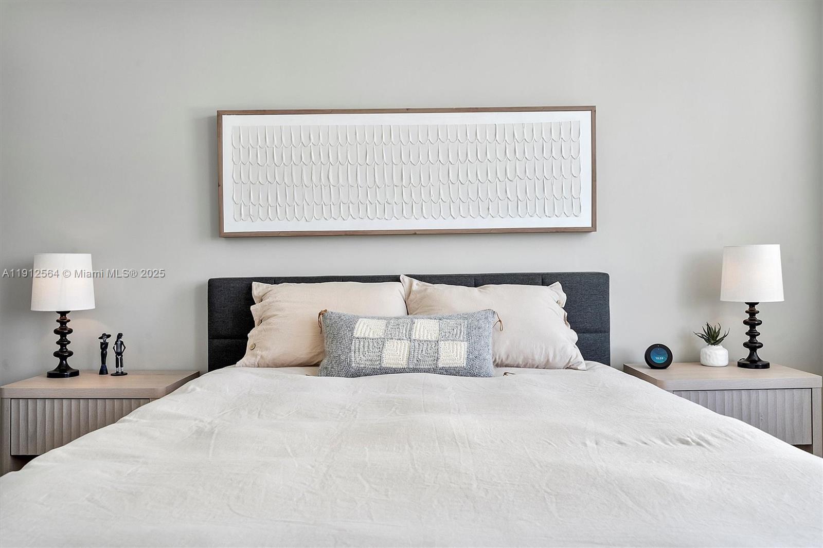 BAYVIEW TOWERS CONDO N - Residential