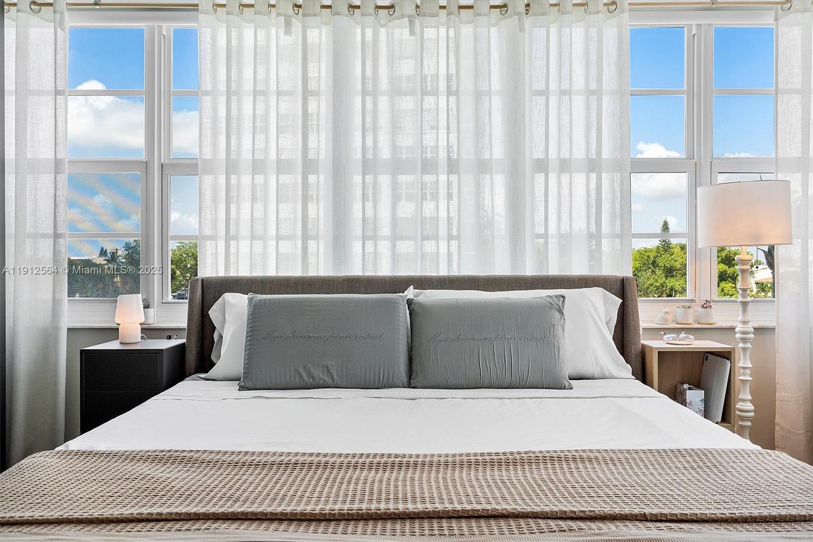 BAYVIEW TOWERS CONDO N - Residential