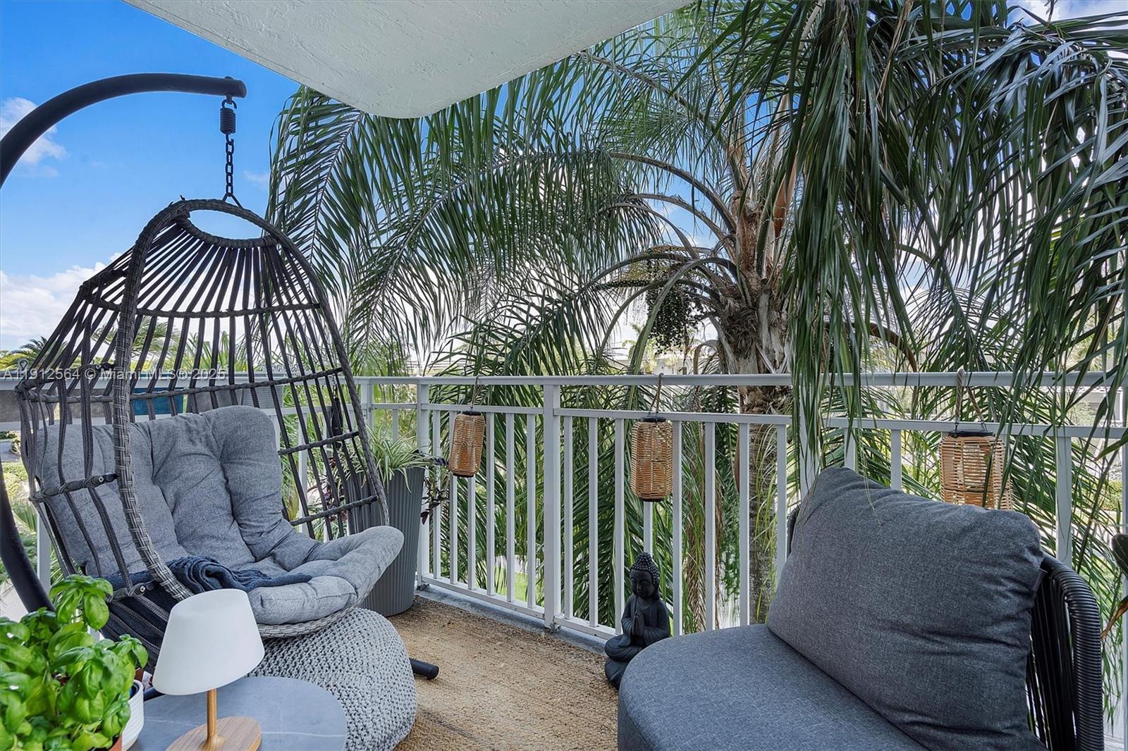 BAYVIEW TOWERS CONDO N - Residential