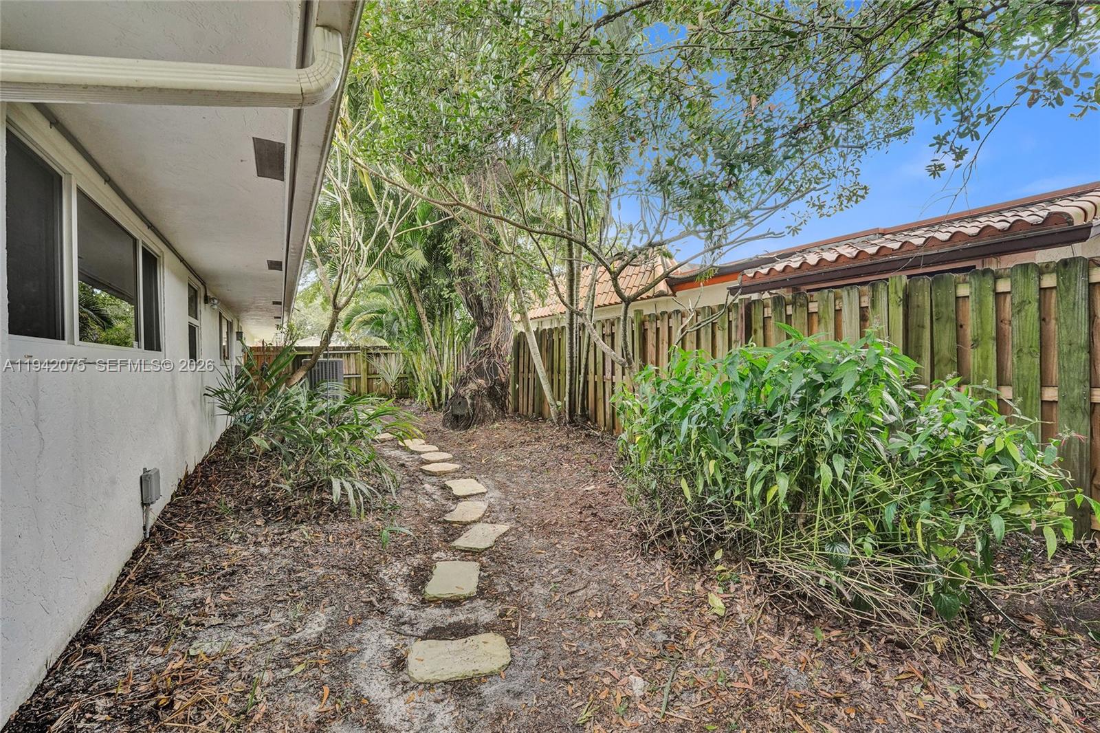 NEW ORLEANS VILLAS - Residential