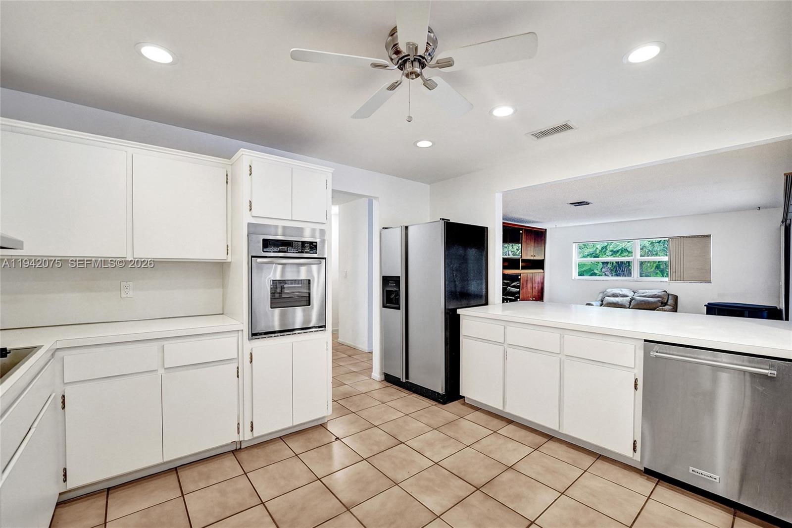 NEW ORLEANS VILLAS - Residential