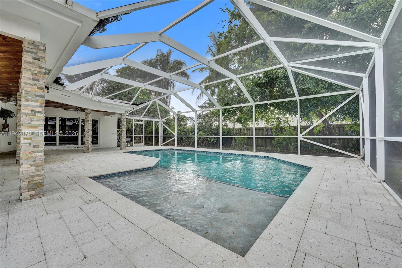 NEW ORLEANS VILLAS - Residential