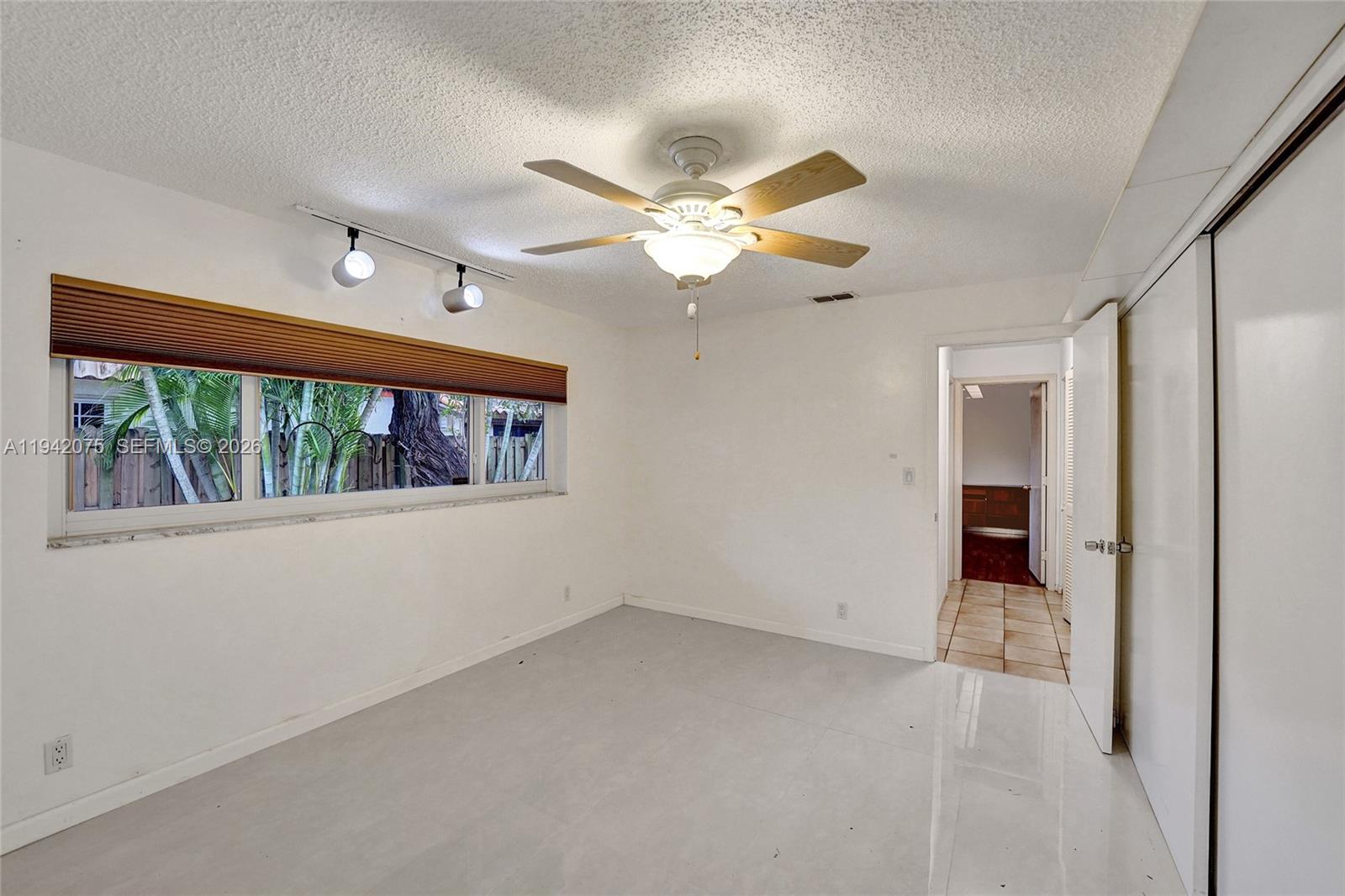 NEW ORLEANS VILLAS - Residential