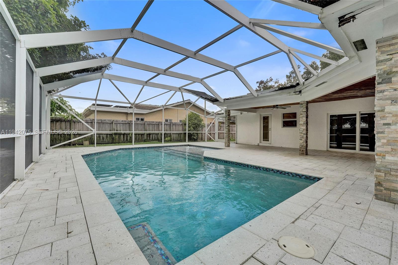 NEW ORLEANS VILLAS - Residential