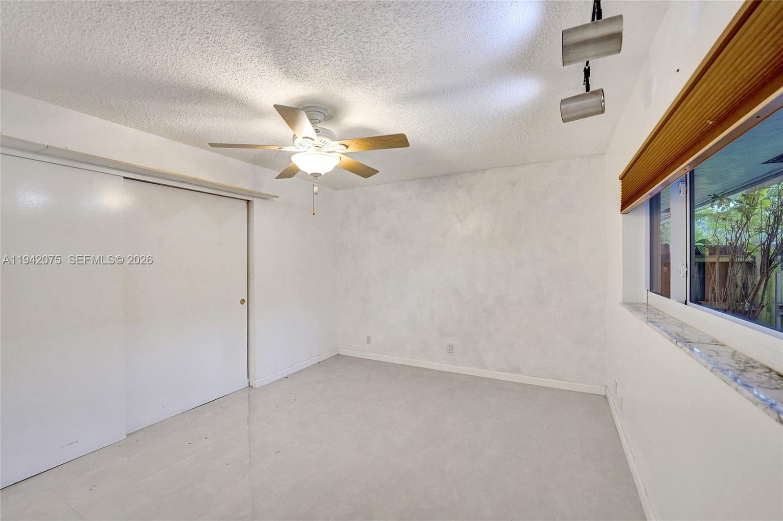 NEW ORLEANS VILLAS - Residential