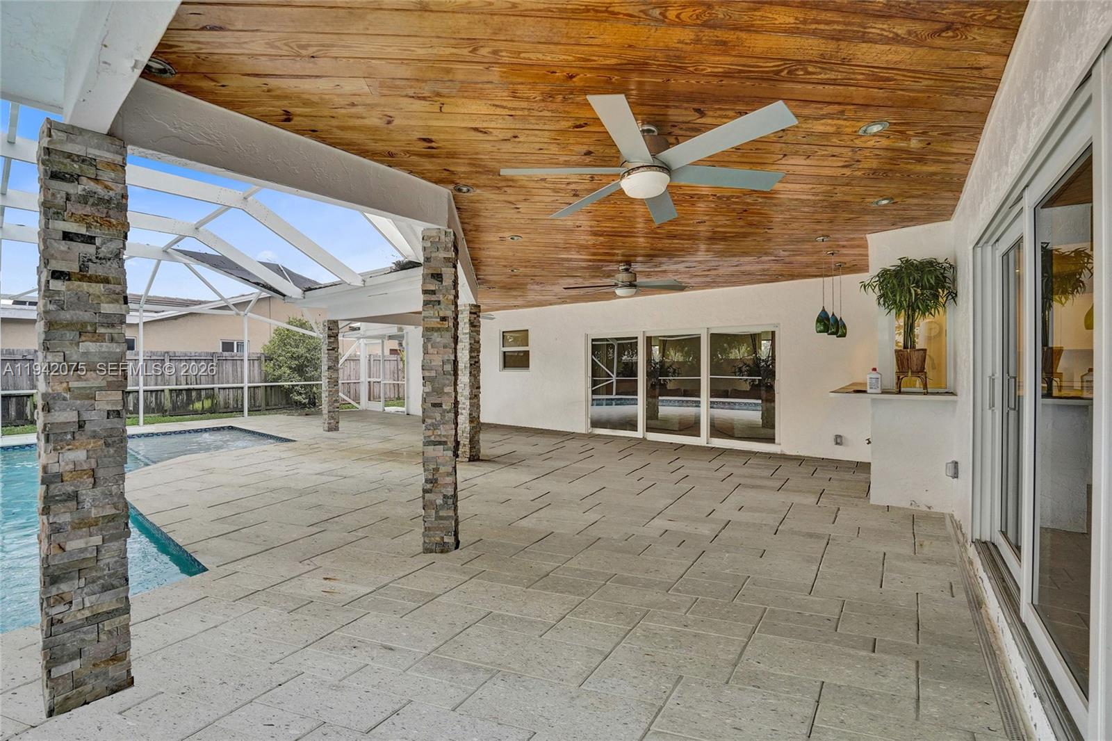 NEW ORLEANS VILLAS - Residential