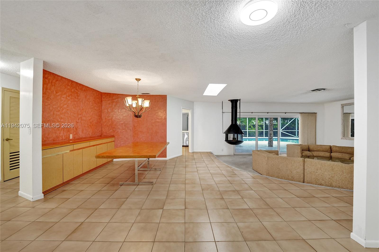 NEW ORLEANS VILLAS - Residential