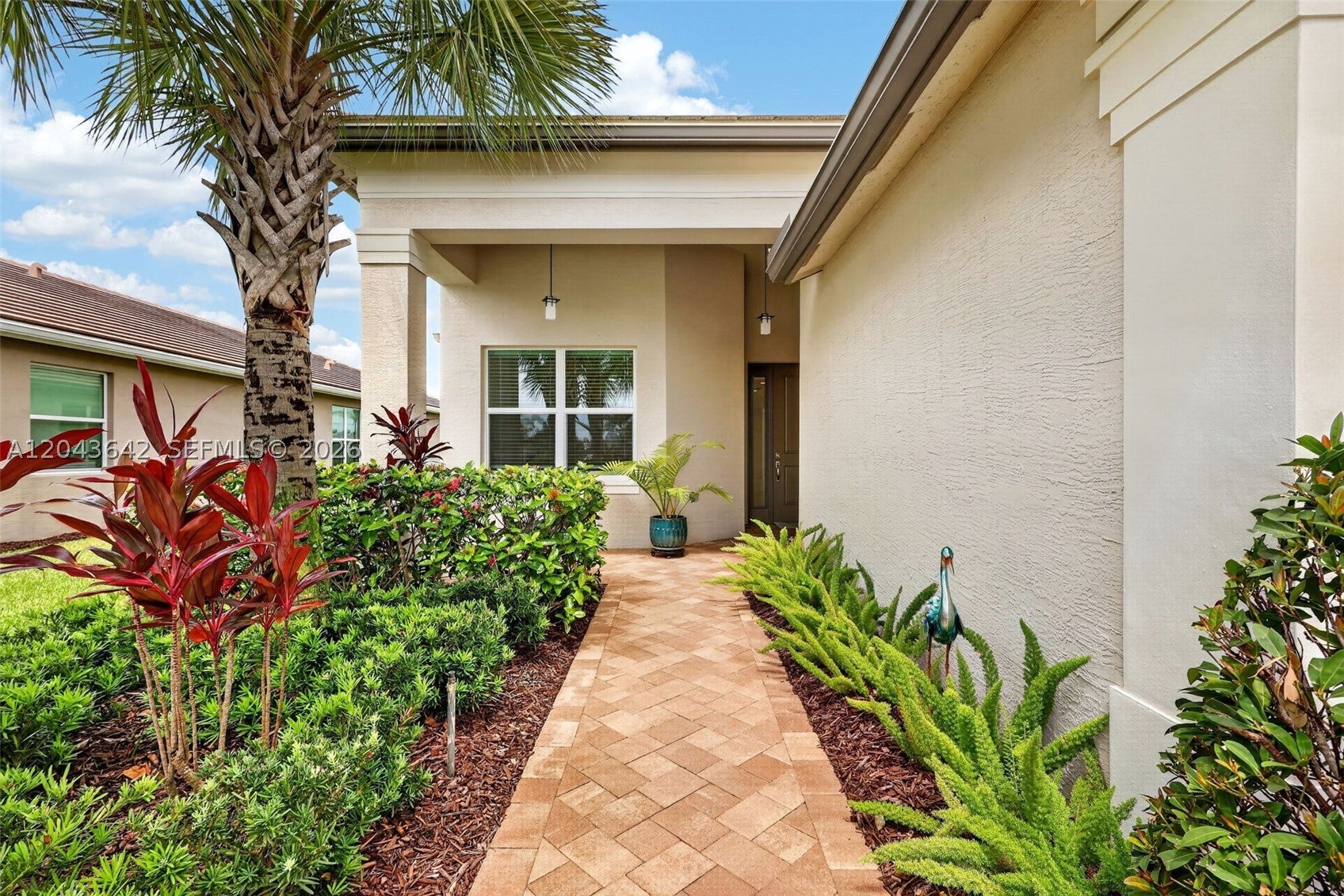 11662 SW Moon River Way