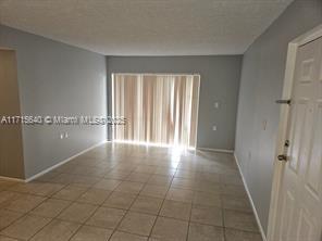 GREAT DEAL FOR INVESTORS OR FIRST TIME HOMEBUYER. CAN RENT RIGHT AWAY. CLOSE TO WALMART, HOME DEPOT AND THE WELLINGTON GREEN MALL. LOW ASSOCIATION FEE
BRAND NEW AC UNIT. MINIMUM 25% DOWN PAYMENT NEEDED FOR FINANCING. RENTED FOR $1650.00 THRU MARCH 2026.