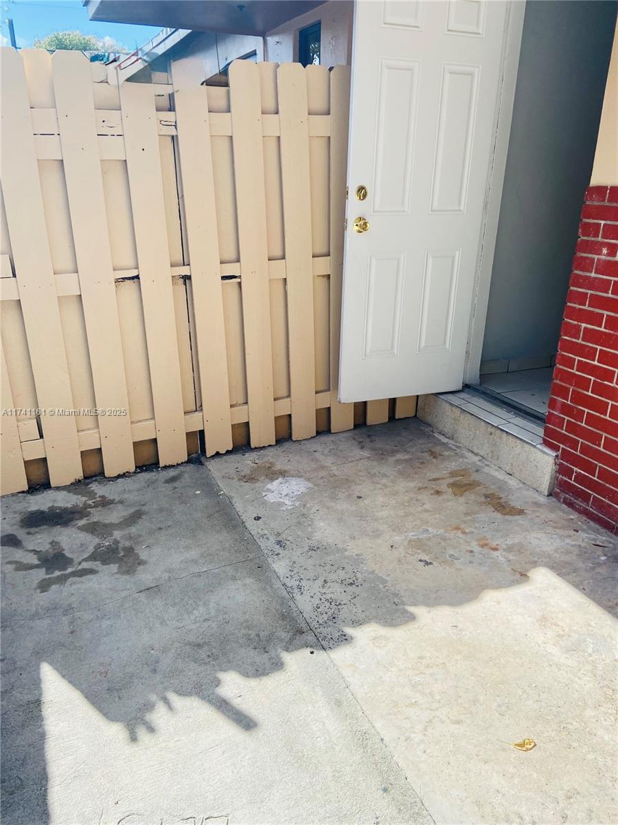 EVANSTON HEIGHTS - Residential Income