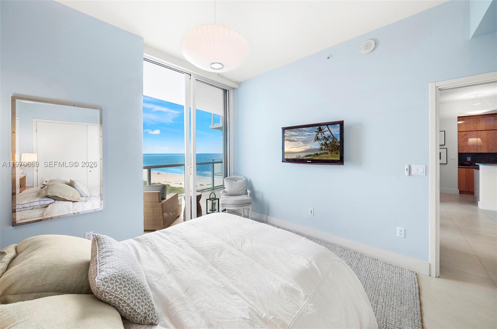 CONTINUUM ON SOUTH BEACH - Residential Lease