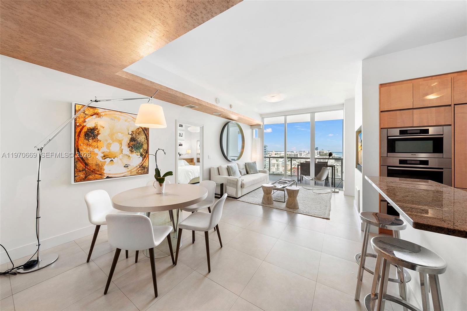 CONTINUUM ON SOUTH BEACH - Residential Lease