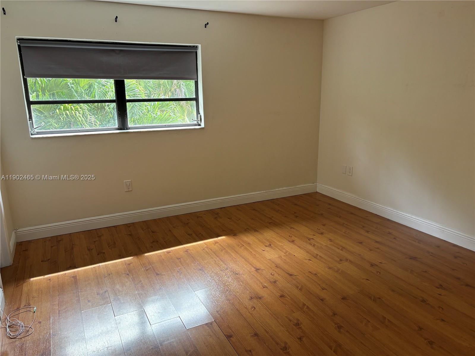 GLADEWIND HEIGHTS - Residential Lease