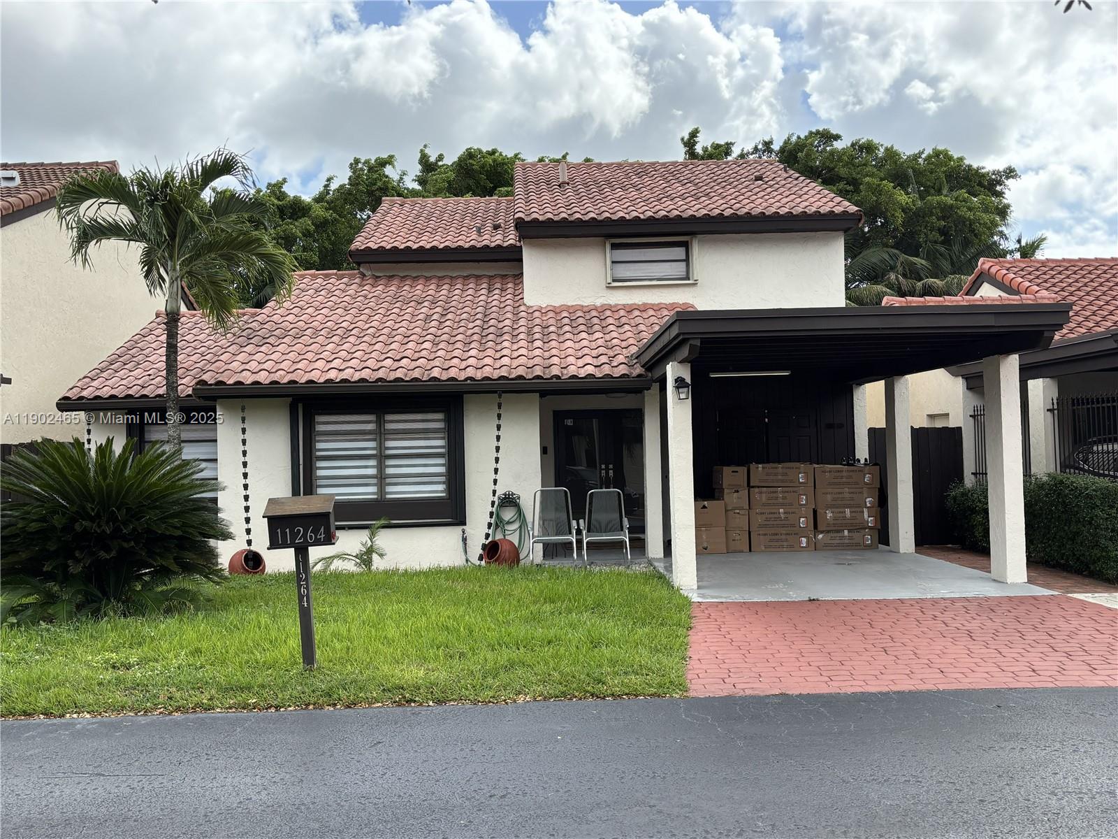 GLADEWIND HEIGHTS - Residential Lease