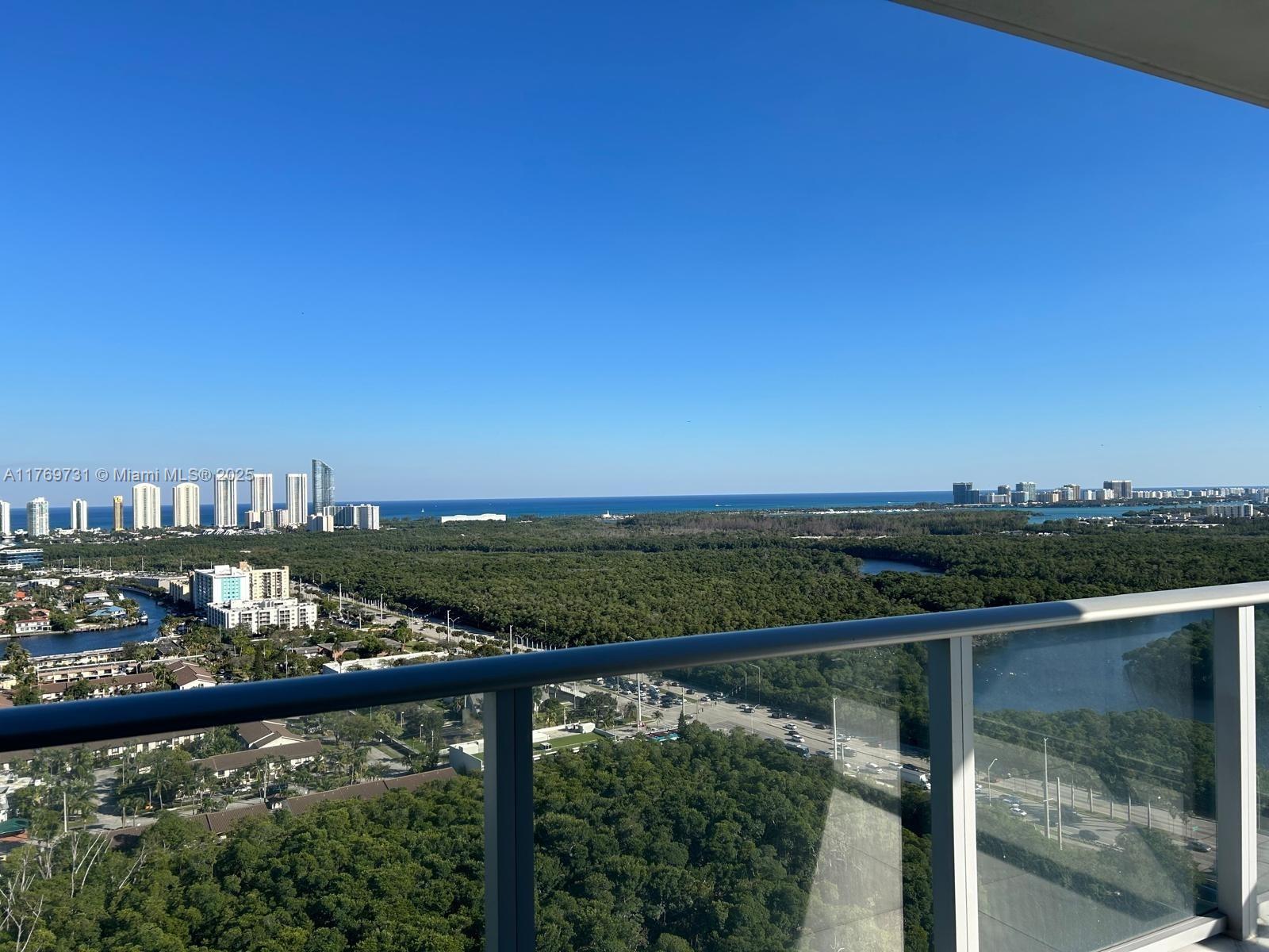16385 Biscayne Blvd 3021