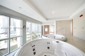 BRICKELL ON THE RIVER N T - Residential