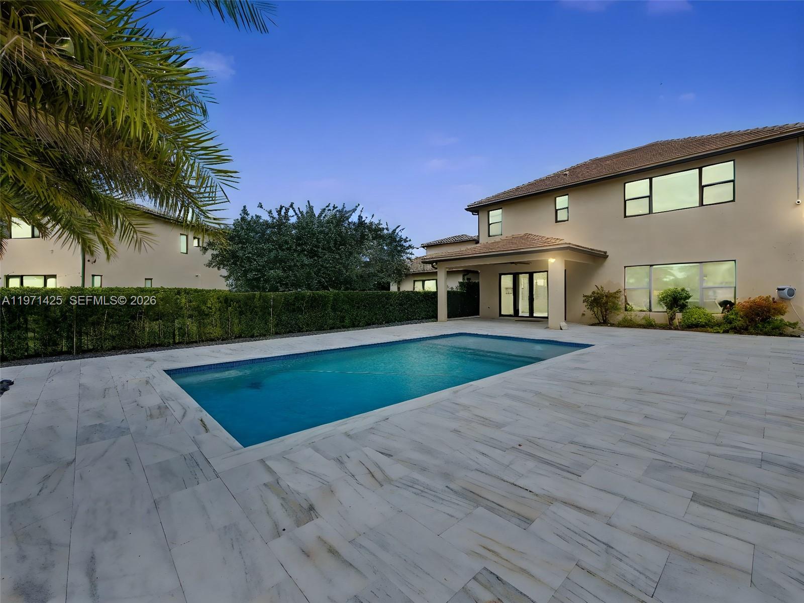 PEMBROKE LAKES SOUTH - Residential