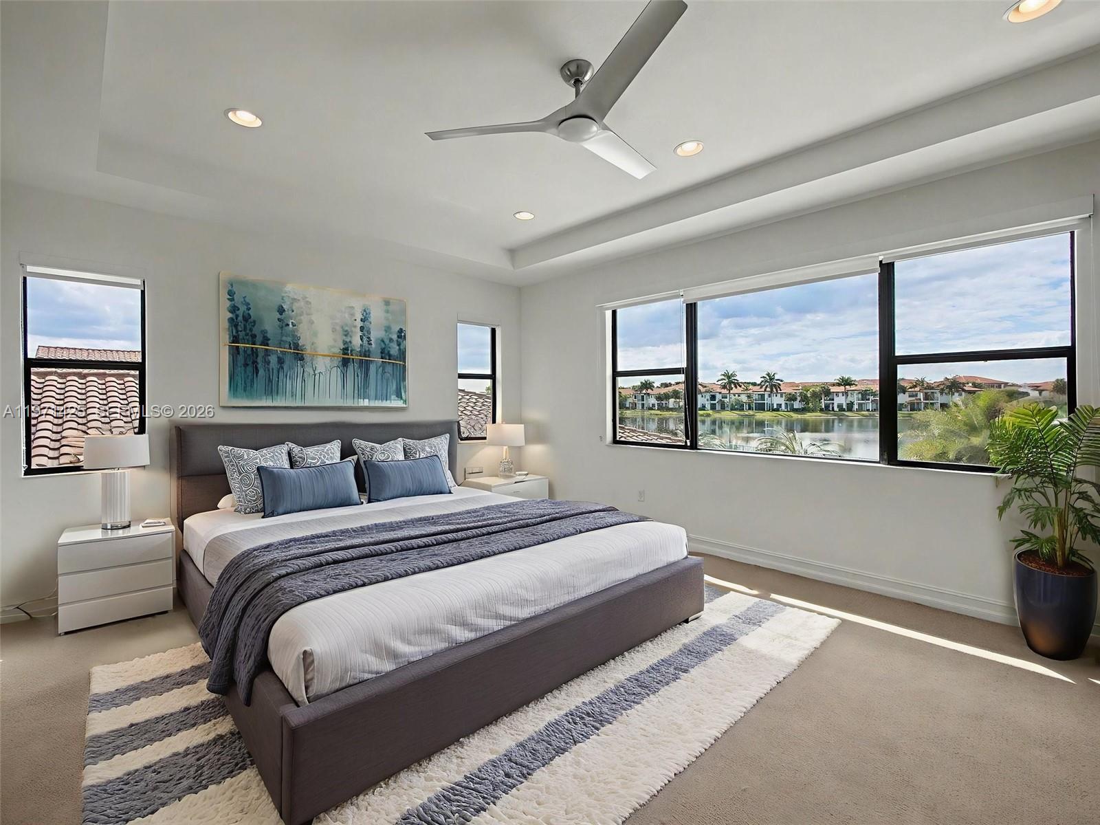 PEMBROKE LAKES SOUTH - Residential