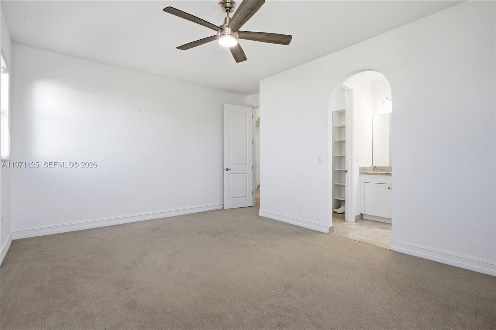 PEMBROKE LAKES SOUTH - Residential