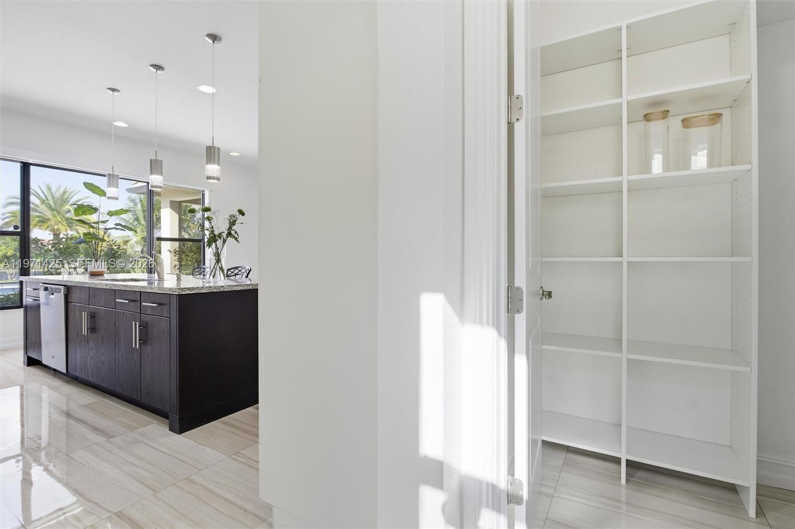 PEMBROKE LAKES SOUTH - Residential