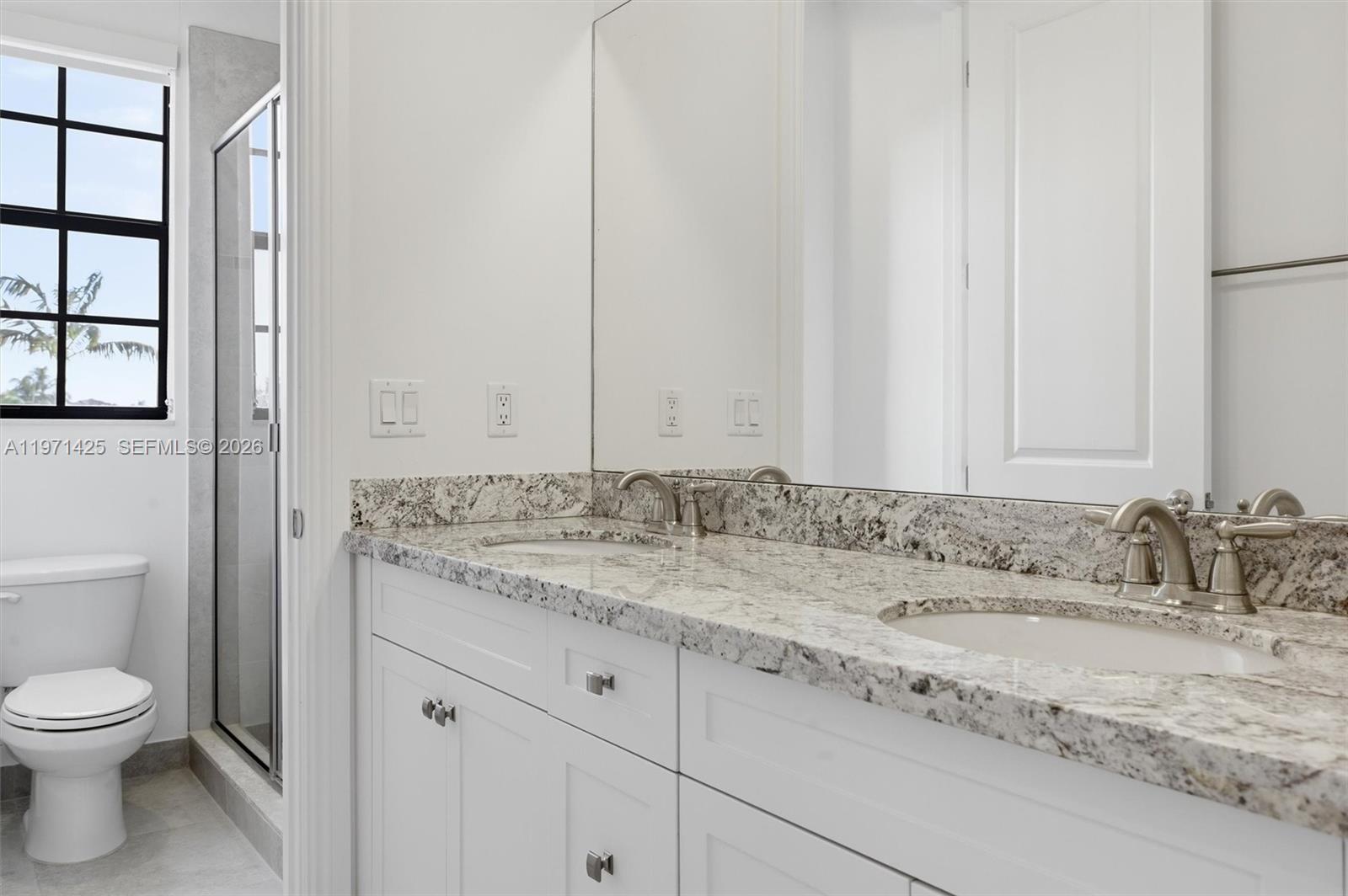 PEMBROKE LAKES SOUTH - Residential