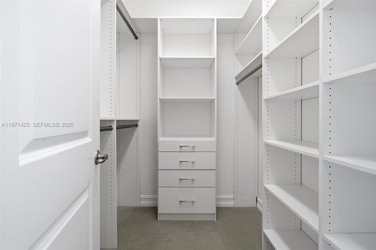 PEMBROKE LAKES SOUTH - Residential