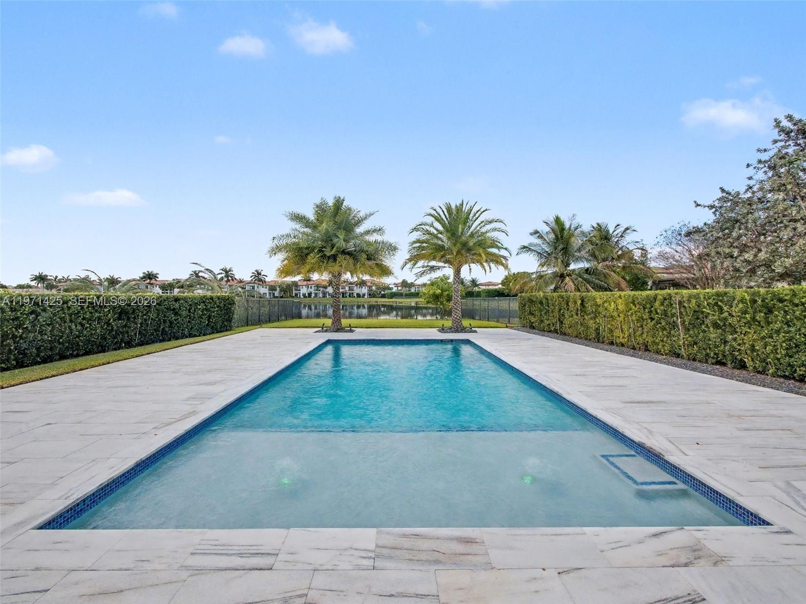 PEMBROKE LAKES SOUTH - Residential