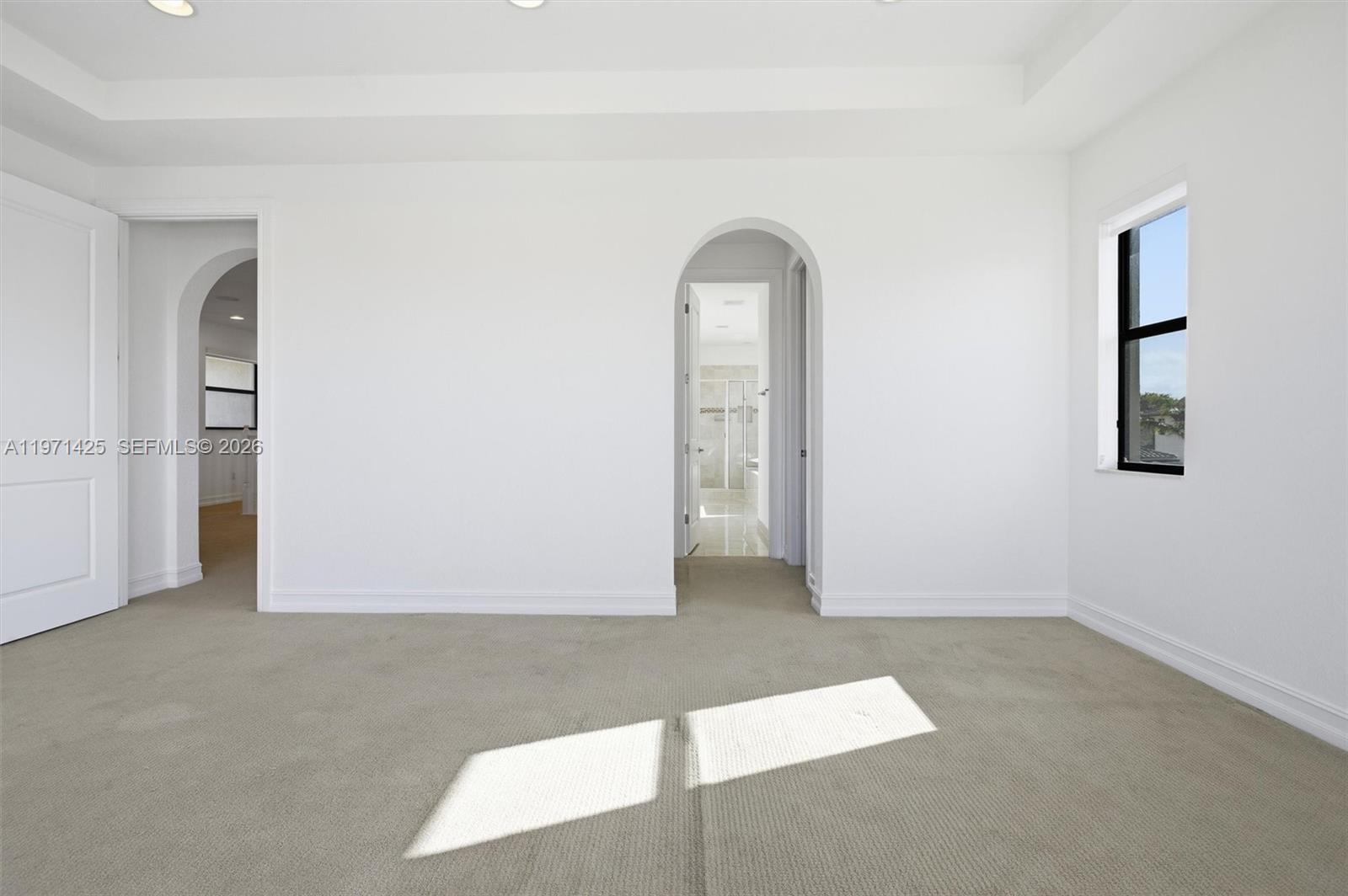 PEMBROKE LAKES SOUTH - Residential