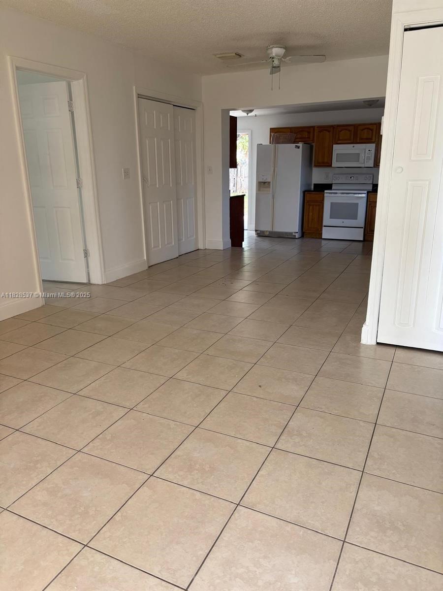 4101 SW 32nd Dr